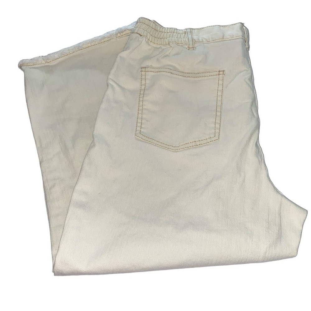 Ruby Rd. Capri pants distressed hem stone/bead embellished pockets size 14